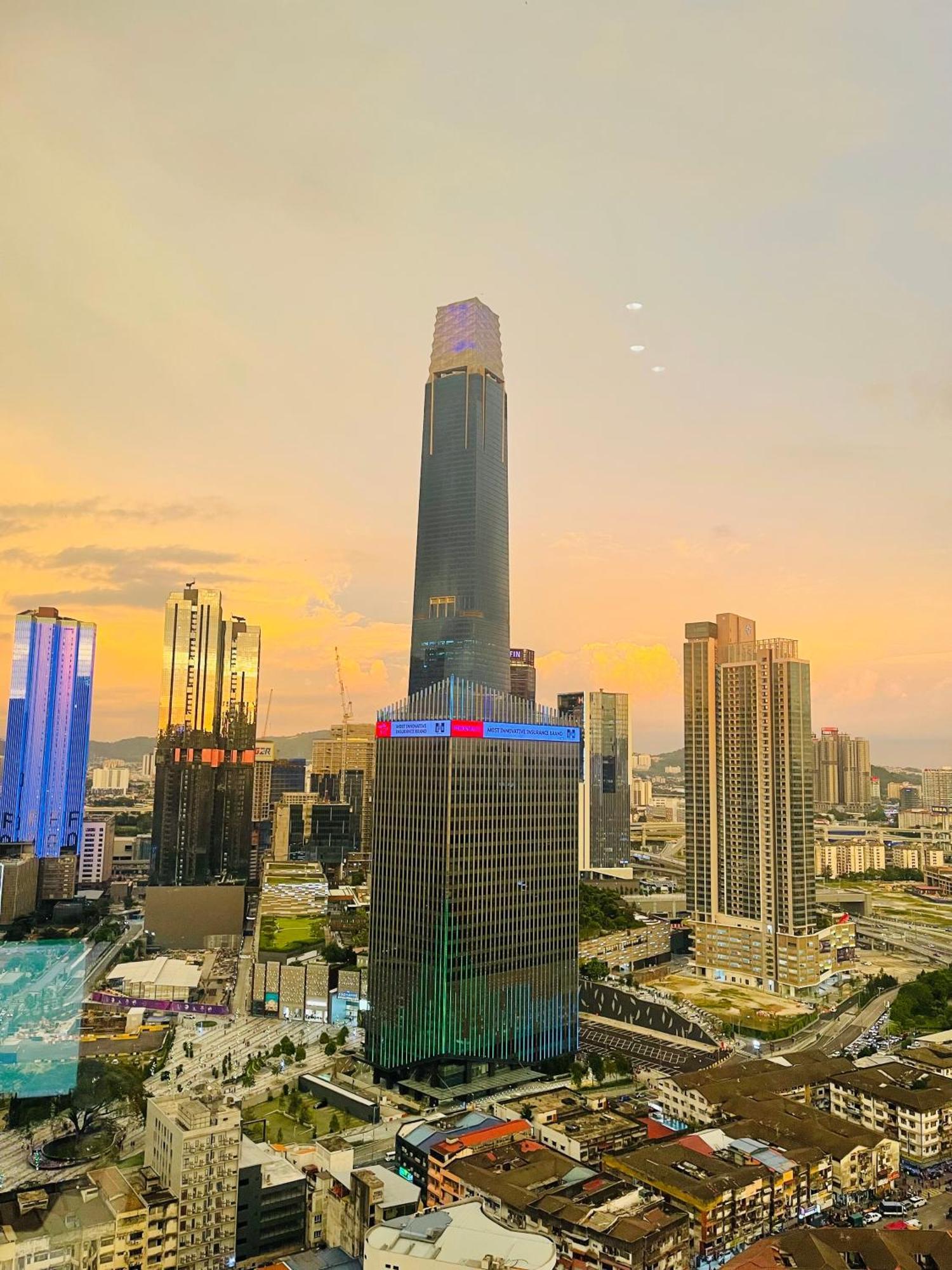 Appartement Axon Infinity Pool Kl à Kuala Lumpur Extérieur photo