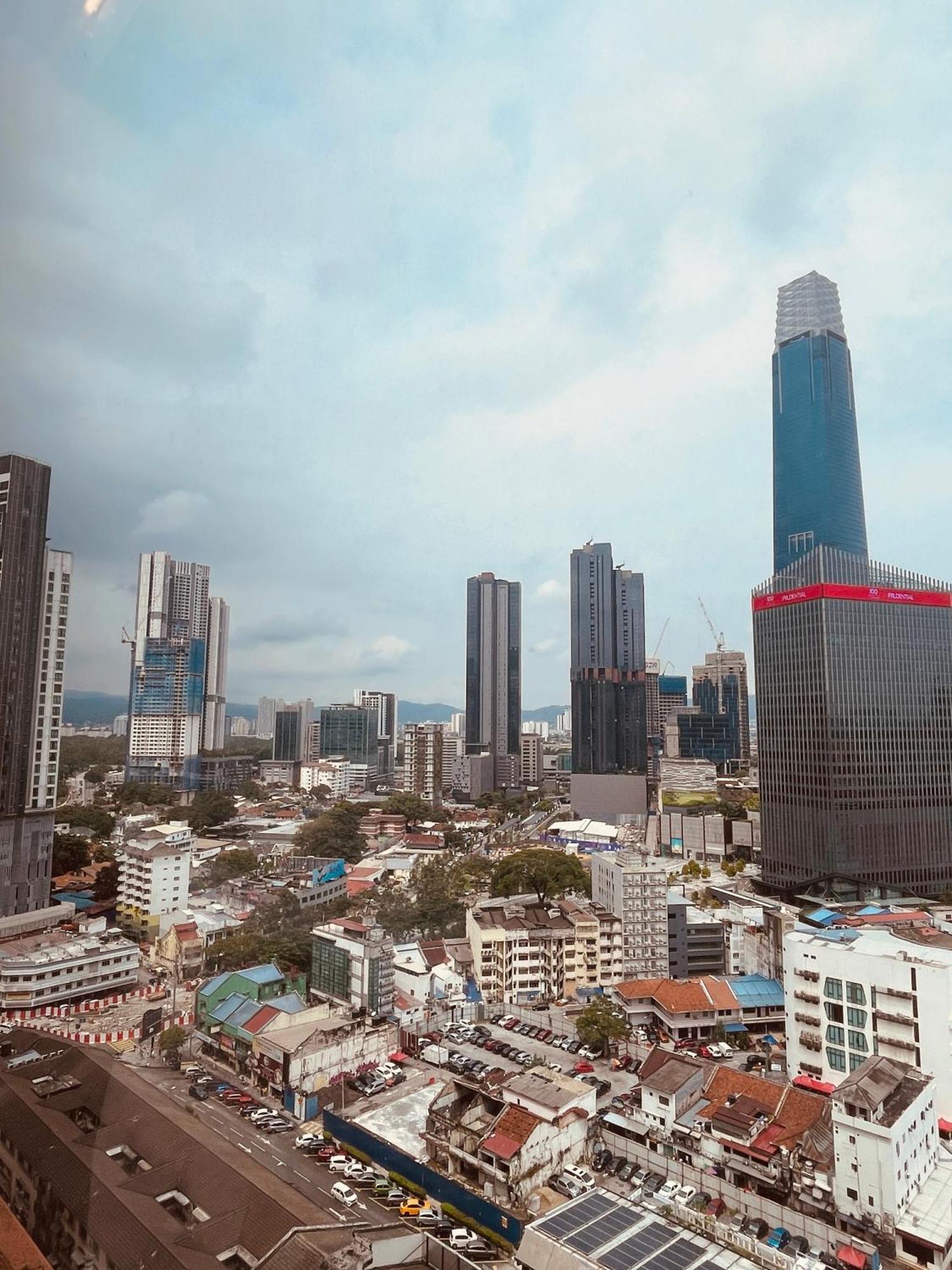 Appartement Axon Infinity Pool Kl à Kuala Lumpur Extérieur photo
